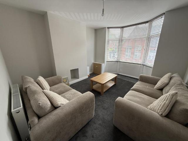 House for rent in Lenton Abbey, Haddon