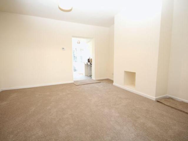 House for rent in Burnedge, Greater Manchester