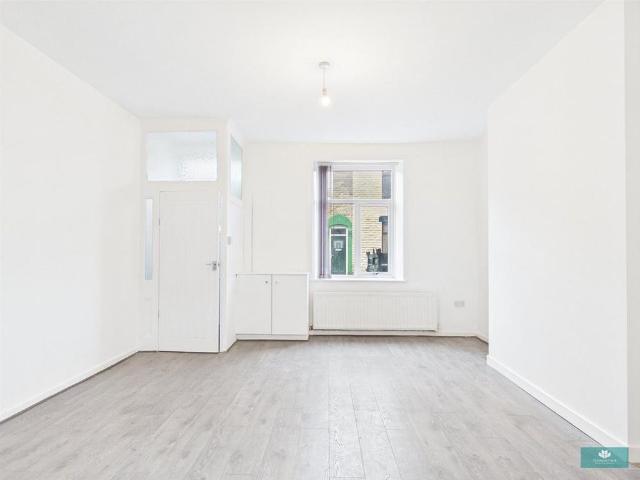 House for rent in Shaw and Crompton, Pendock