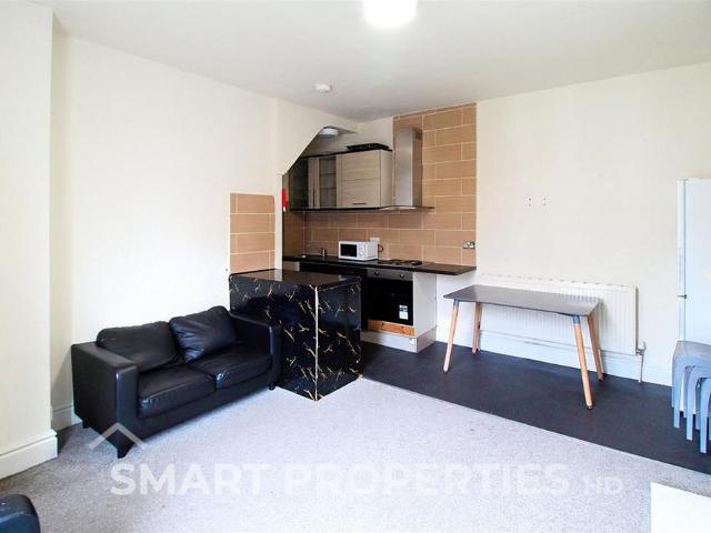 House for rent in Thornton Lodge, Huddersfield