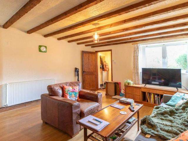 House for rent in School House, Gloucestershire