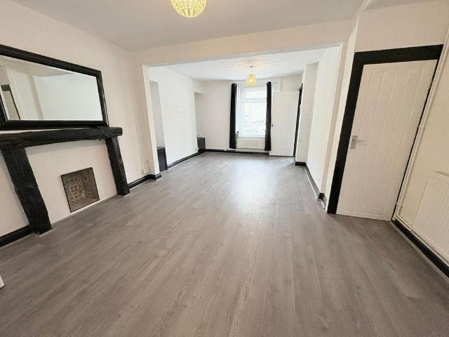 House for rent in Pentre-chwyth, Swansea