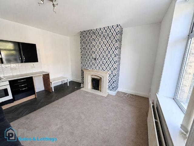 House for rent in Huddersfield, West Yorkshire