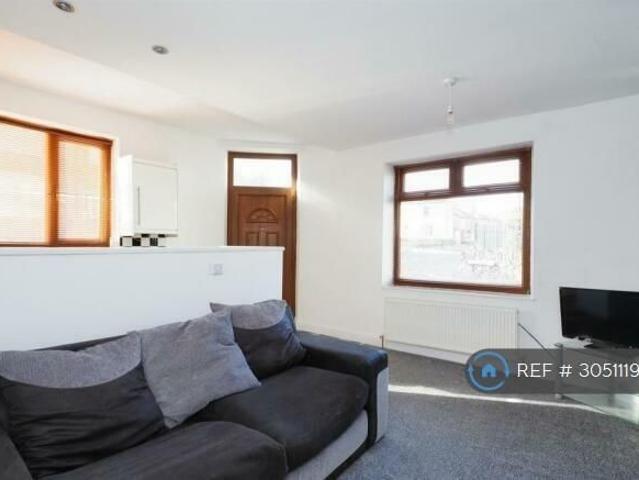 House for rent in Birstall, Kirklees