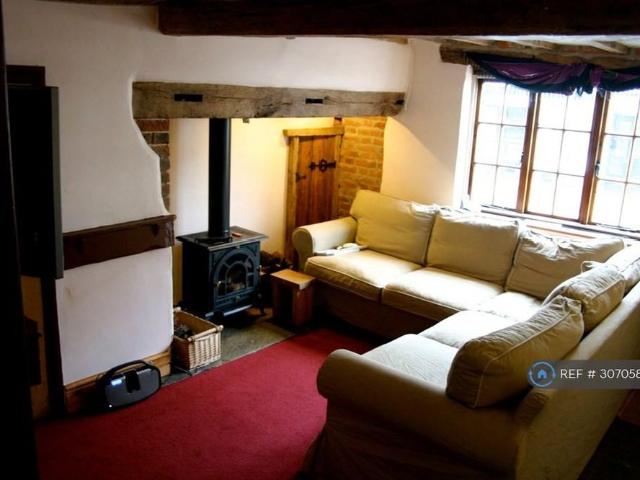 House for rent in Ladyes Hills, Warwick