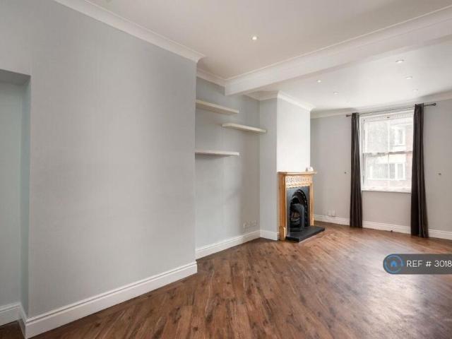 House for rent in Holgate, High Field