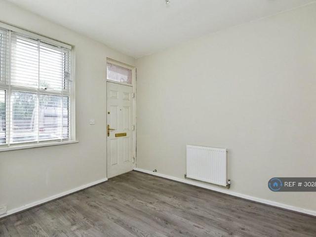 House for rent in Tunstall, Stoke-on-Trent