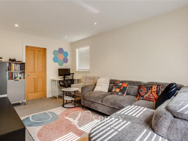 House for rent in Richmond Hill, West Yorkshire