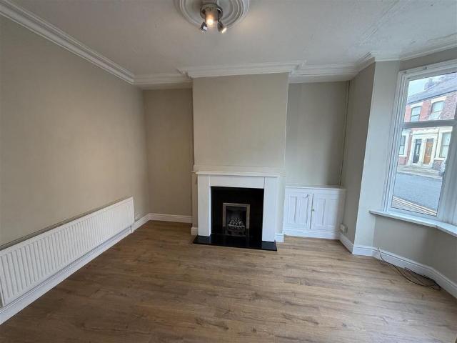 House for rent in Ingol, Preston