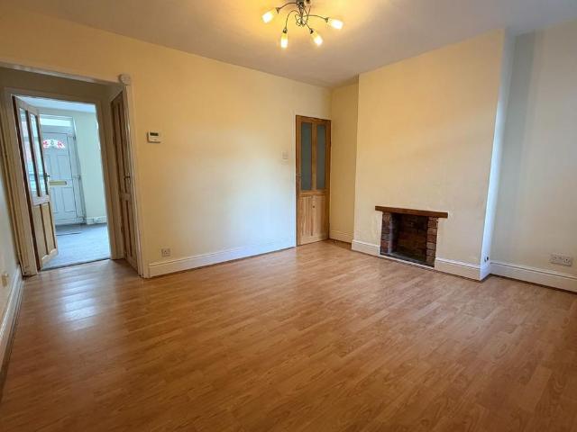 House for rent in Wood End, Gun Hill