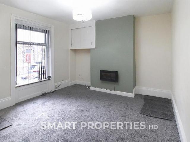 House for rent in Milnsbridge, Kirklees