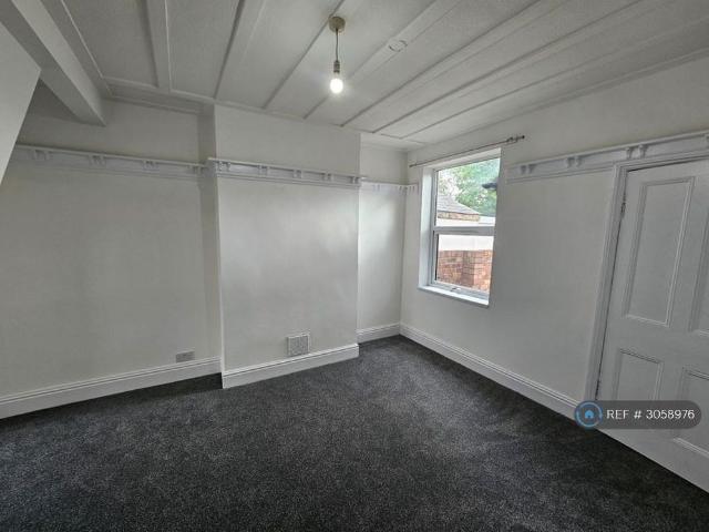House for rent in Goldthorn Hill, Wolverhampton
