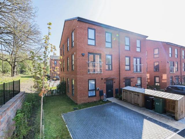 House for rent in West Yorkshire
