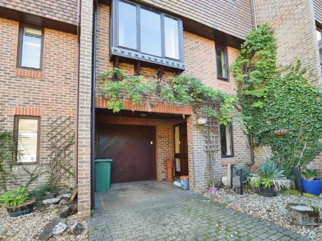 House for rent in Pulborough, Horsham