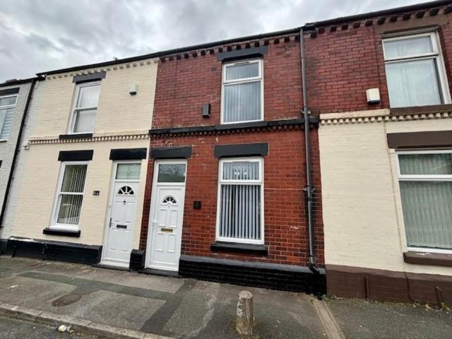 House for rent in Nutgrove, St Helens