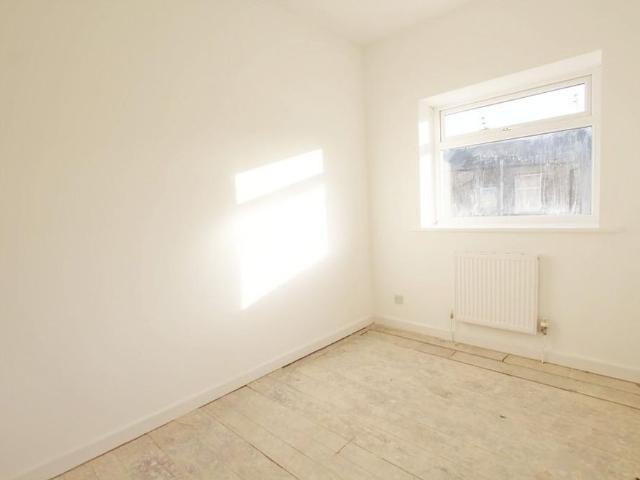 House for rent in Oakenshaw, Backburn