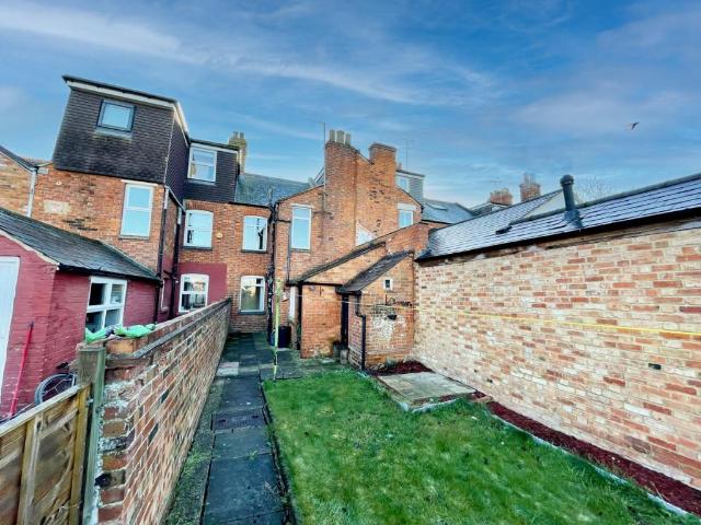 House for rent in Olney