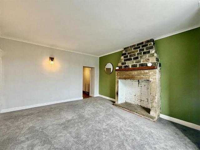 House for rent in New Mill, West Yorkshire