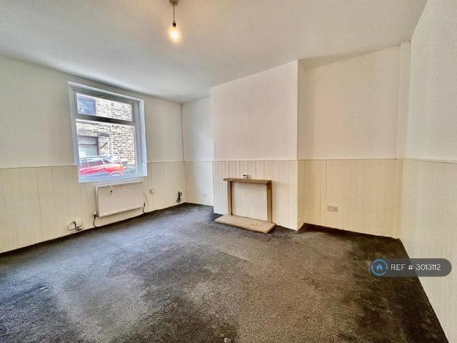 House for rent in Huddersfield, West Yorkshire
