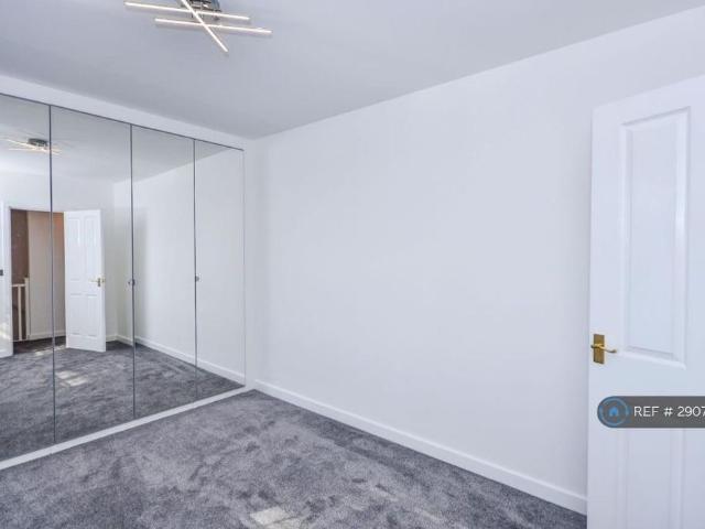 House for rent in Dalestorth, East Midlands