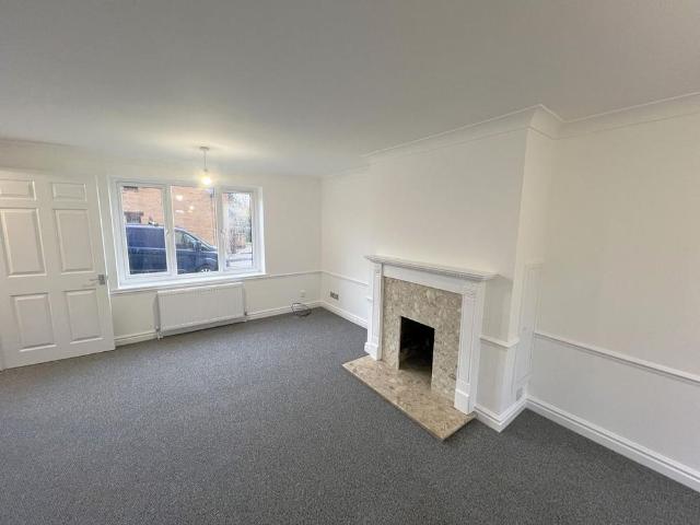 House for rent in Moulton