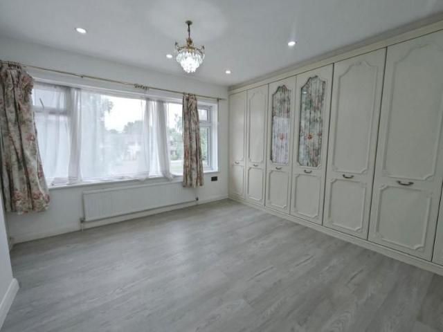 House for rent in Lower Halliford, Surrey