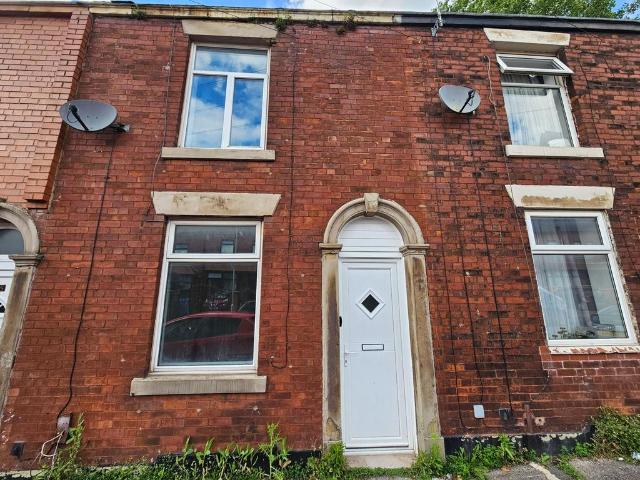 House for rent in Werneth, Pendock