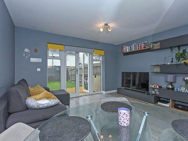 House for rent in Oad Street, Kent