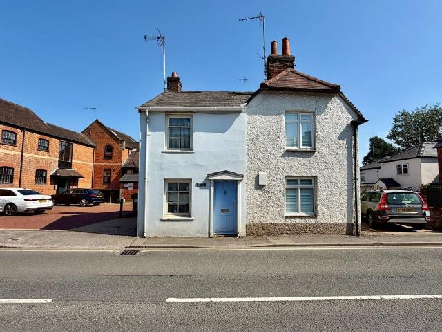 House for rent in Fole, Surrey