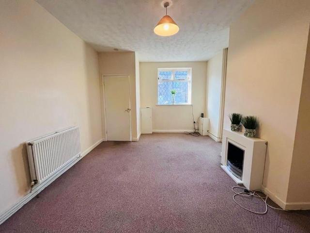 House for rent in Brownlow Fold, Lee Bank