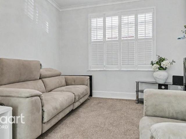 House for rent in Thames View, Greater London