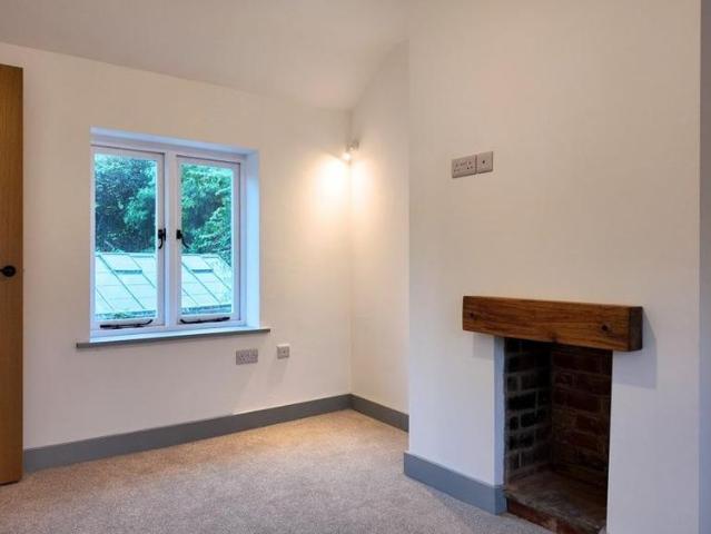 House for rent in Knighton