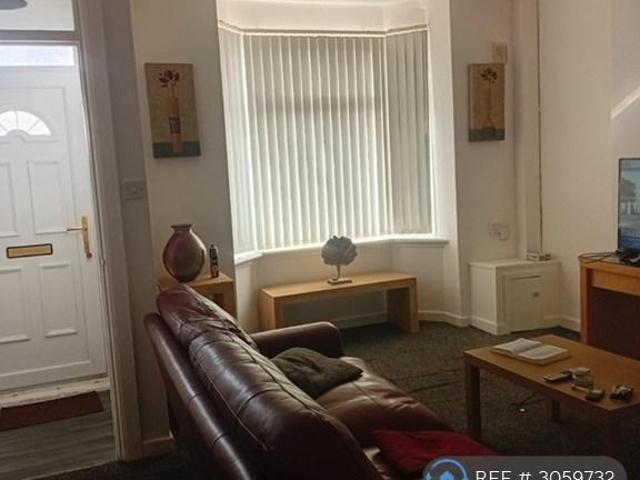 House for rent in South Bank