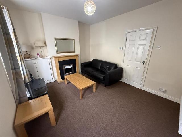 House for rent in Horninglow and Eton, Beamhurst