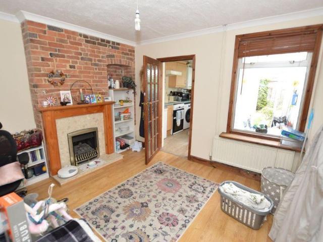 House for rent in Southborough, Sandown Park