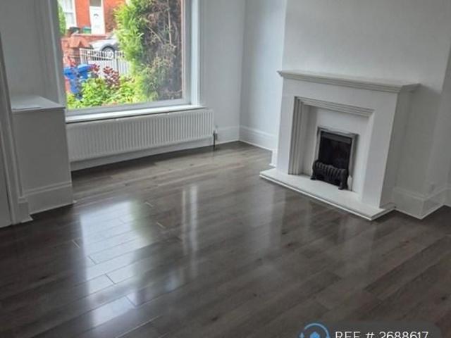 House for rent in Burnedge, Greater Manchester