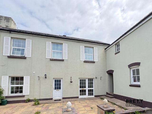 House for rent in Llanstadwell, Wales