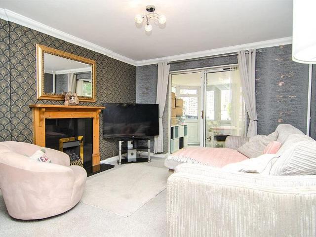 House for rent in Heath Hayes and Wimblebury, Chadsmoor