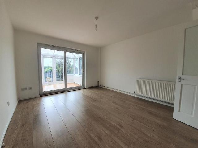 House for rent in Lowford, Helford