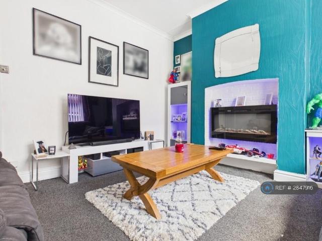 House for rent in Dukinfield, Tameside