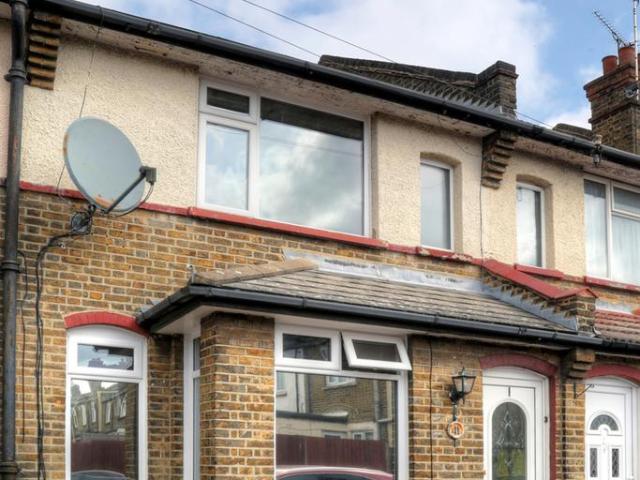 House for rent in Slade Green, Greater London