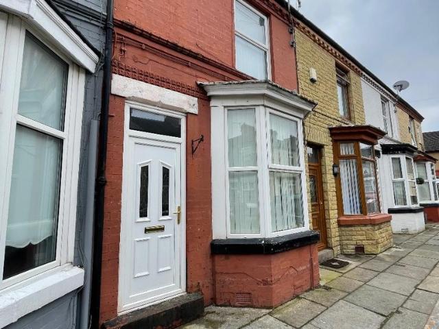 House for rent in Calderstones
