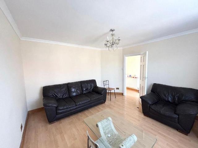 House for rent in Mill Hill, Greater London