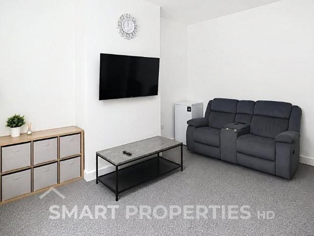 House for rent in Lindley, West Yorkshire