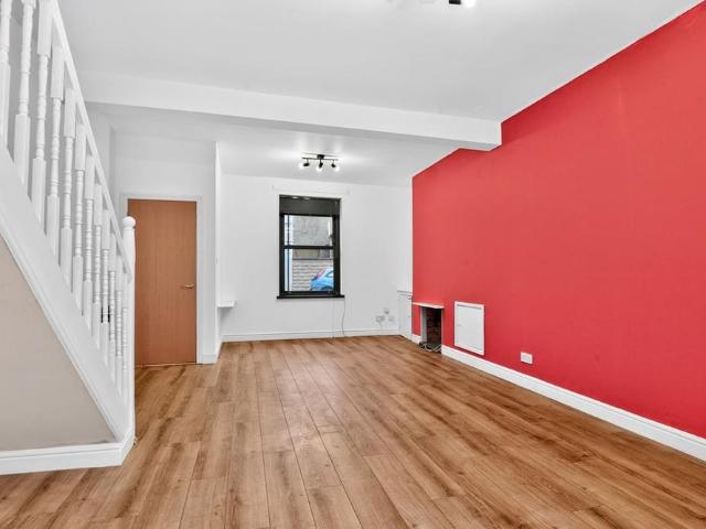 House for rent in Falcon Lodge, Wales