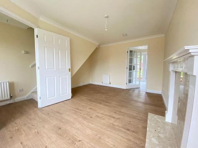 House for rent in Old Holbrook, Horsham
