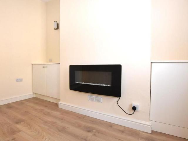 House for rent in Loundsley Green, East Midlands