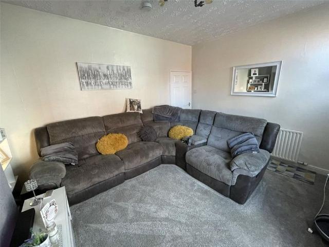 House for rent in Lofthouse Gate, Wakefield