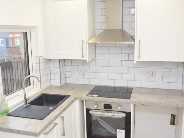 House for rent in Luton, Chatham