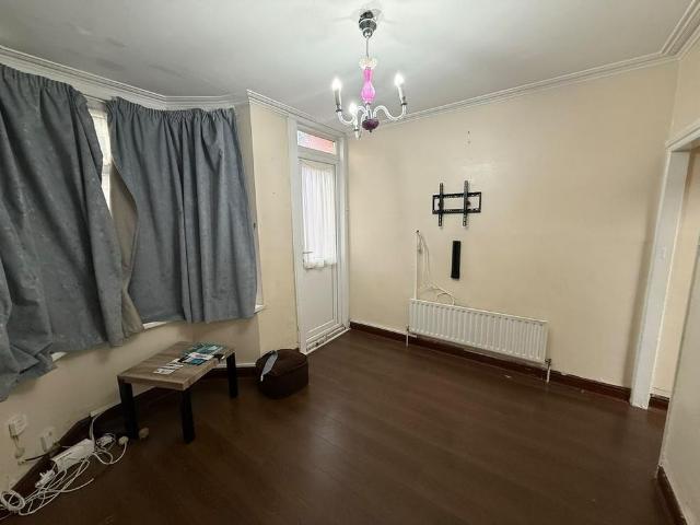 House for rent in Thames View, Greater London